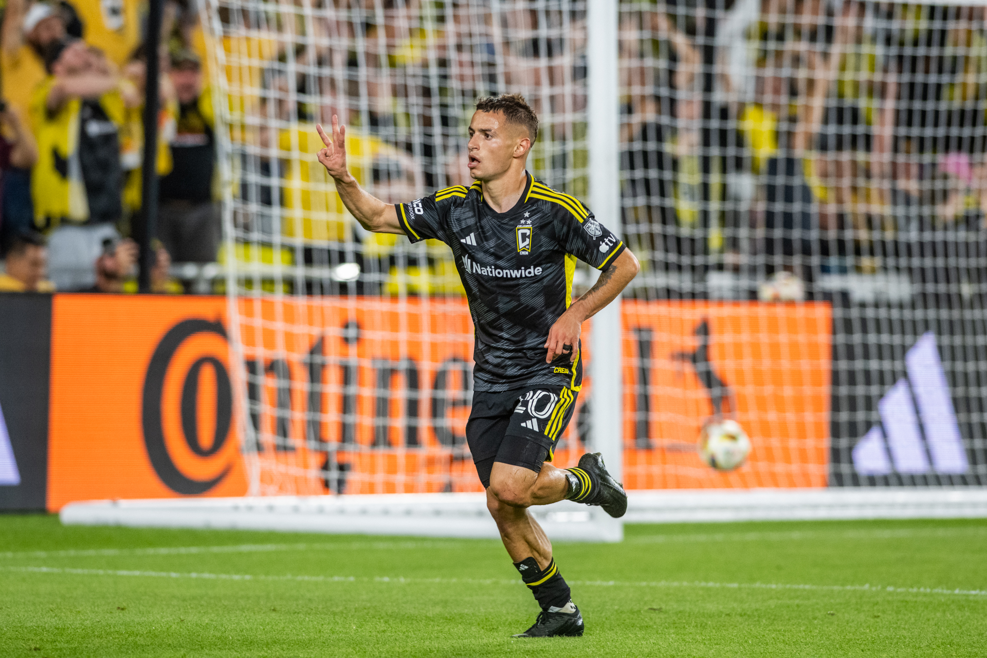Columbus Crew 4-0 New England Revolution: Matan nets hat-trick in huge win
