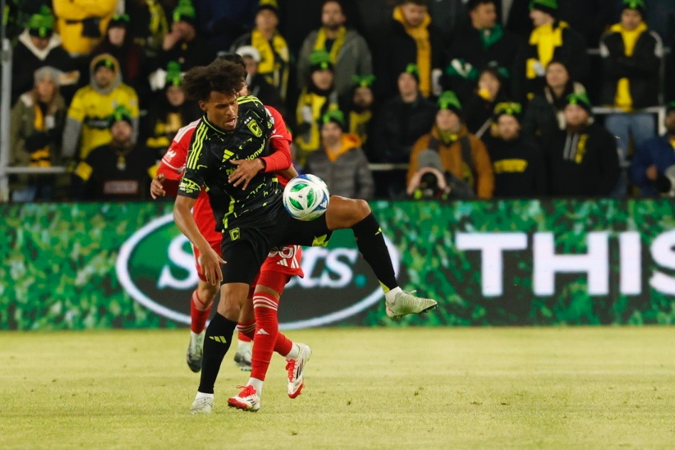 Columbus Crew forward Jacen Russell-Rowe fights for possession during the Crew's 4-2 win over the Chicago Fire. Photo: Sam Fahmi